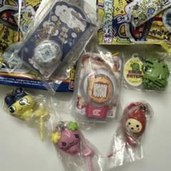 バンダイ たまごっち カスタムキーリングやミニチュア 6個セットのサムネイル