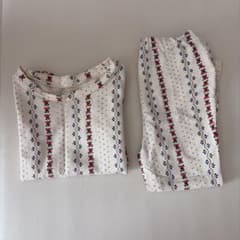 しまむら softcheese 花柄 パフスリーブ Tシャツ&パンツ