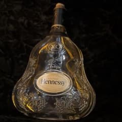 Hennessy X.O COGNAC 空瓶のサムネイル