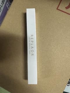 新品未開封。REPLAOR 唇用美容液のサムネイル