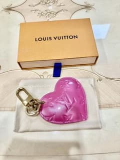 トモgbさん専用　ルイヴィトン　バックチャームミラー付き トモgbさん専用 ルイヴィトン バックチャームミラー付き - メルカリ