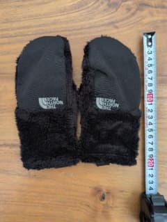THE NORTH FACE　ミトン　キッズ　黒のサムネイル