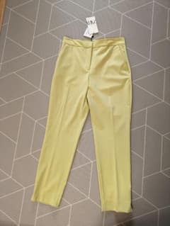 ZARA　パンツ　新品のサムネイル
