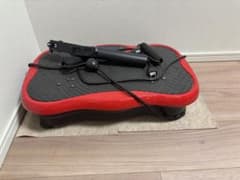 振動マシン 赤と黒 ハンドル付きのサムネイル