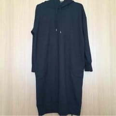 黒 パーカーワンピース / スウェットワンピースのサムネイル