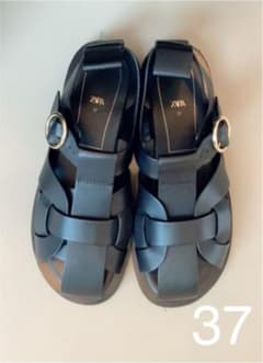 グルカサンダル　ZARA 黒ブラック　37のサムネイル