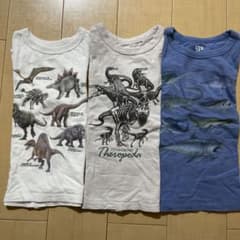 UNIQLO キッズ Tシャツ 恐竜のサムネイル