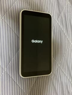 【中古】Galaxy 5G Mobile Wi-Fi SCR01 本体のサムネイル