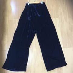 新品  ベロアワイドパンツのサムネイル