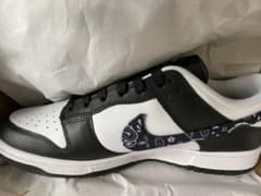 Nike WMNS Dunk Low Black Paisley 18日まで！！のサムネイル