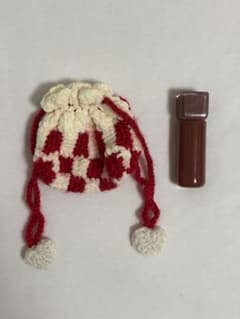 ハンドメイド かぎ針編み 巾着袋 チェック柄 レッドのサムネイル