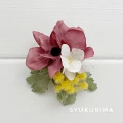 アネモネとミモザたちのコサージュ　ピンクリップのサムネイル