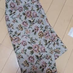 今冬トレンド♡花柄レトロタイトスカートのサムネイル