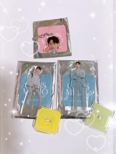 SHINeeWORLD J presents"BEST CHOl’sMINHO"のサムネイル