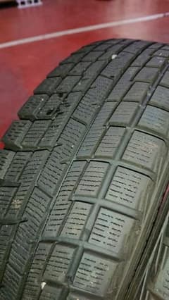 値下げ 155/65R13 スタッドレス 13インチのサムネイル