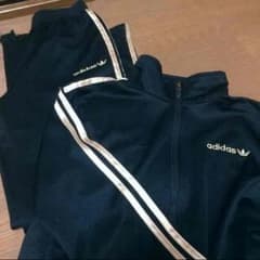 本日のみ大幅値下げ★adidasのサムネイル
