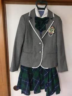 値下げしました。卒業式(DECORA PINKY'S)パイピングジャケットスーツのサムネイル