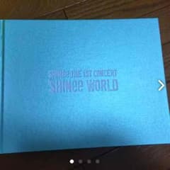 SHINee コンサート 写真集のサムネイル