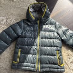 patagonia ダウンコート キッズのサムネイル