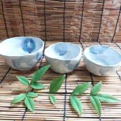 【未使用】お茶碗　小鉢　3個　ハンドメイド　水玉　白　水色　手作り　昭和レトロのサムネイル