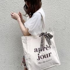 apres jour スカーフ付きキャンバスバックのサムネイル