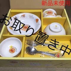 しょう★こう様専用 新品アンパンマン こども食器6点セットのサムネイル