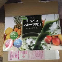 めっちゃたっぷりフルーツ青汁のサムネイル