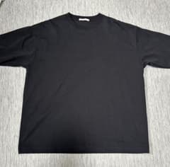 黒と白のコットン半袖Tシャツのサムネイル
