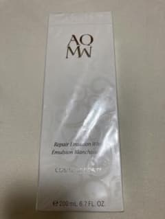 コスメデコルテAQMWのサムネイル