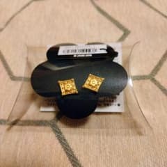 ★新品★ MARY QUANT ピアス スクエア デイジー ゴールドのサムネイル