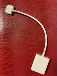 Apple純正品　VGA変換アダプター　AVアダプタ