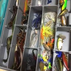 ルアー  ルアーボックス バス釣りのサムネイル