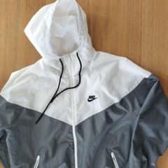 NIKE フード付きナイロンジャケット Lのサムネイル