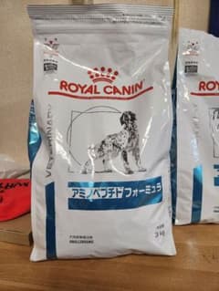 ロイヤルカナン アミノペプチド フォーミュラ食事療法食 犬用 小型犬用S 3kgのサムネイル