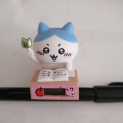 ちいかわ　ダンボールウォッチ　ハチワレ　フィギュア