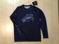 Huk Fishingフィッシングシャツ ネイビー バス柄 M（L） 未使用 Huk Fishingフィッシングシャツ ネイビー バス柄 M（L） 未使用 - メルカリ