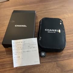 CHANEL BEAUTE ネイルケアキットのサムネイル