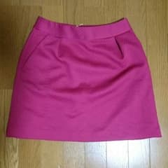 ミニスカートのサムネイル