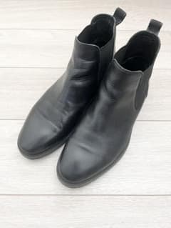 ZARA レザー サイドゴアブーツのサムネイル