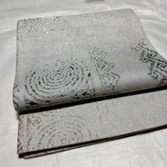 煌きぼかし るみえる 銀色 六通袋帯 - メルカリ