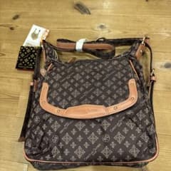 クリスチャンオリビエ 多機能3wayショルダー リュック未使用品定価:11880のサムネイル