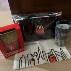 マクドナルド 2022 マンハッタン4点セットのサムネイル