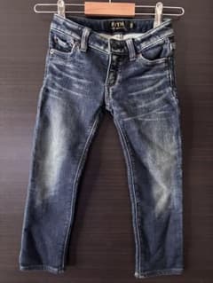 超美品！　FITH デニムパンツ 130のサムネイル