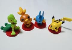 ポケモン　チョコエッグ　ホウエン御三家＋ピカチュウ 4体セットのサムネイル