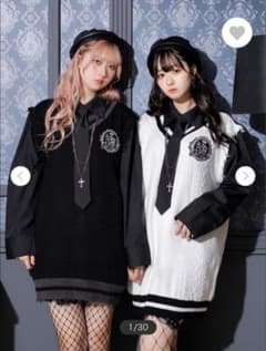 NOEMIE チェーンネクタイ付きユニセックスニットベストのサムネイル