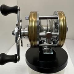 ABU Ambassadeur 4500C ベイトリール - メルカリ