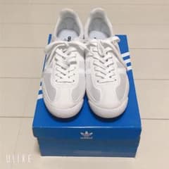 adidas アディダス スニーカー　タイムセールのサムネイル