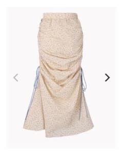 bibiy CERISE CREAM SKIRTのサムネイル