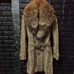 希少 トルネードマート ヘビ柄 ラクーンファー本革（豚革）トレンチ