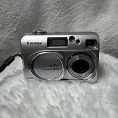FUJIFILM FinePix A210 シルバーのサムネイル